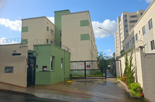 Fachada do Residencial Conquista Arvoredo Contagem, cliente da Conservadora Legionários para facilities e segurança.